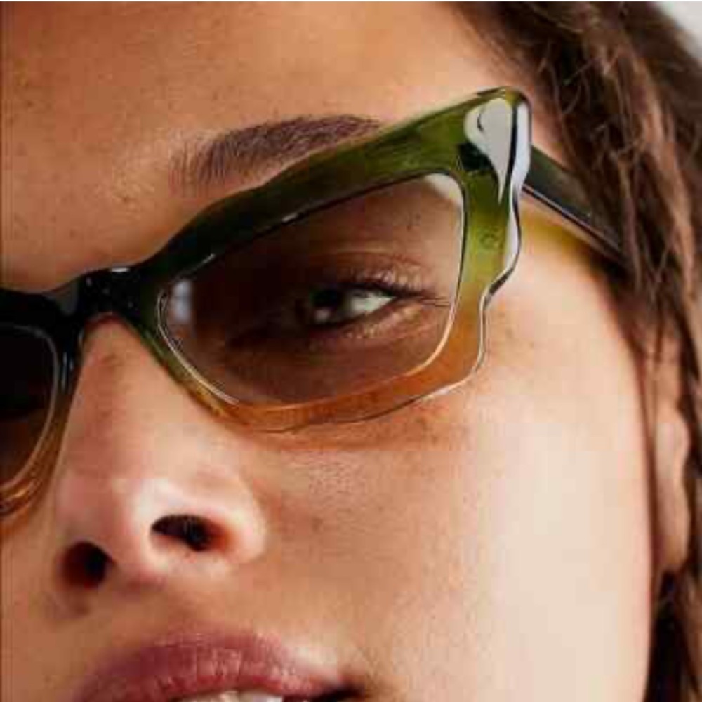 Free People Stylish Green and Brown Sunglasses scalloped cat eye